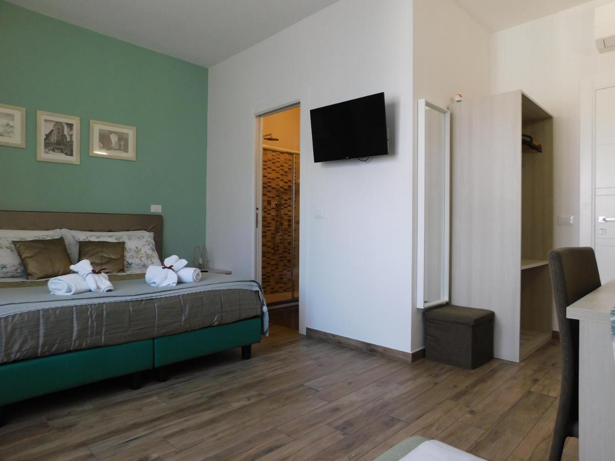 Porta alla Croce Guest House Firenze Esterno foto