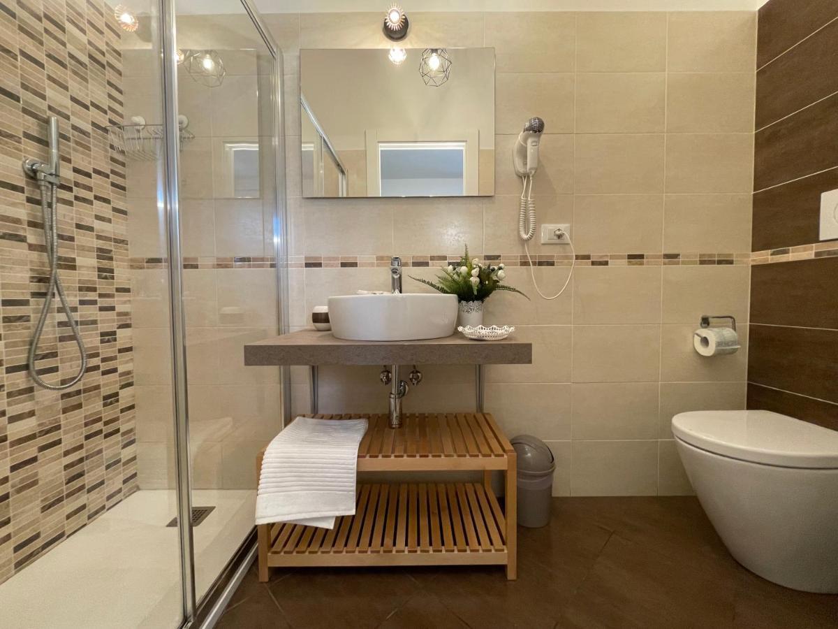 Porta alla Croce Guest House Firenze Esterno foto