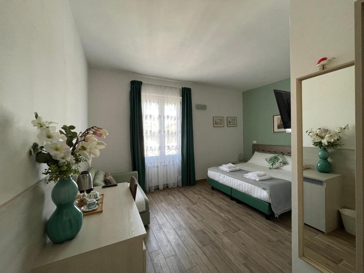 Porta alla Croce Guest House Firenze Esterno foto