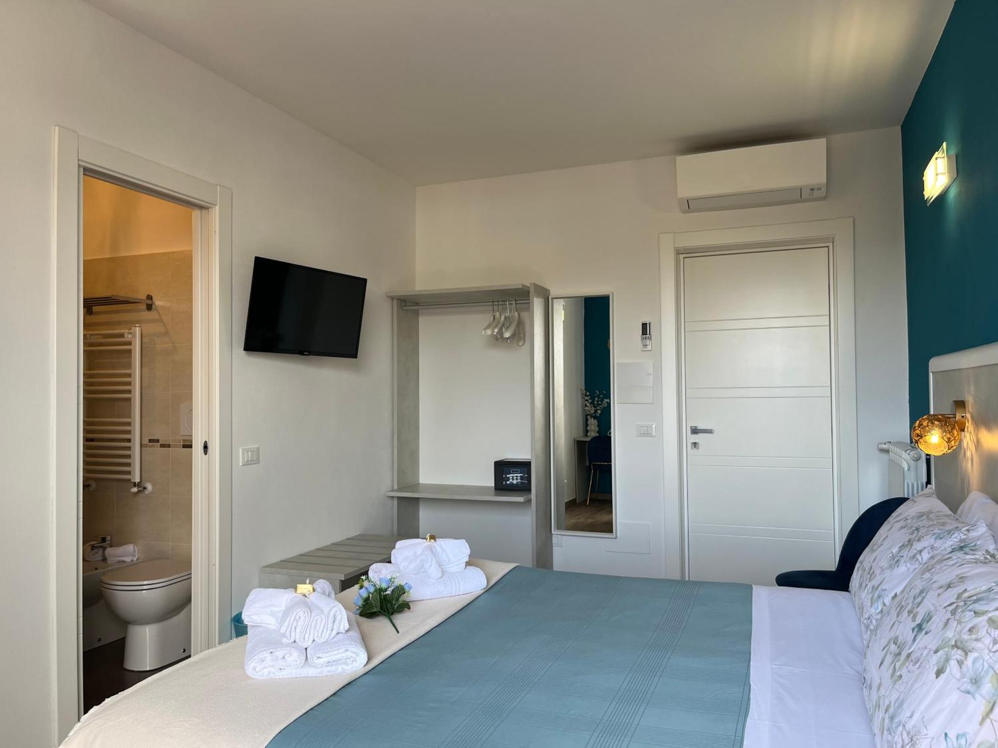 Porta alla Croce Guest House Firenze Esterno foto