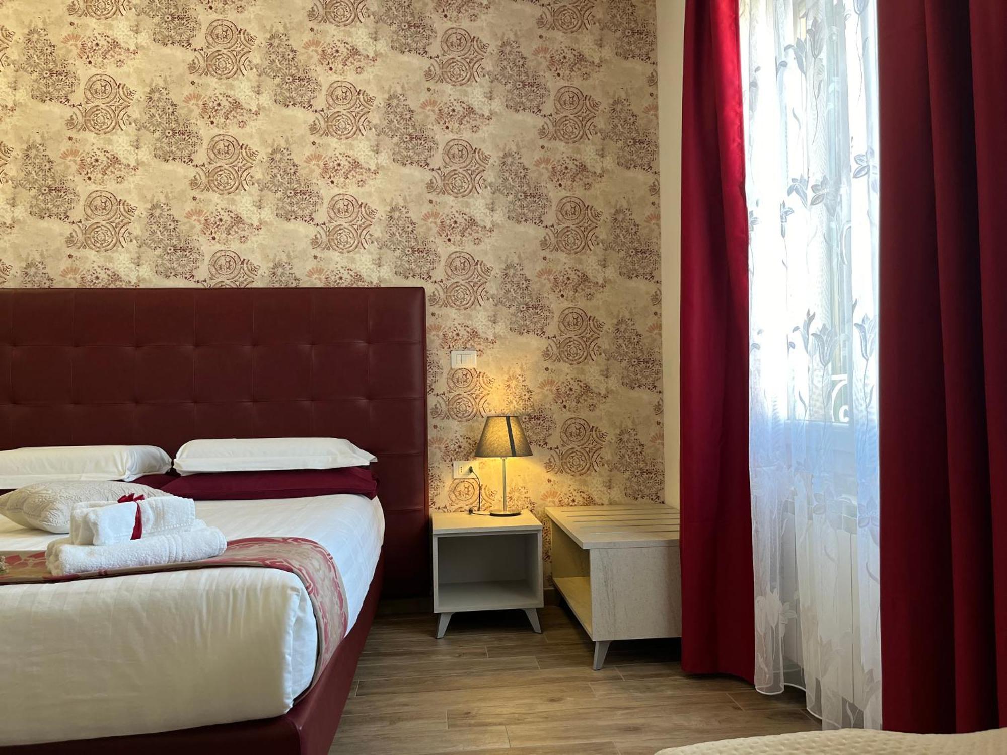 Porta alla Croce Guest House Firenze Esterno foto